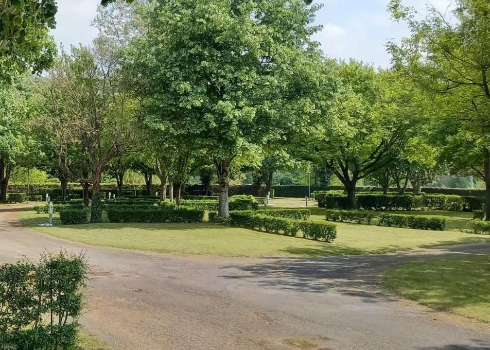 Camping De Rouergue Villefranche-de-Rouergue Exteriér fotografie